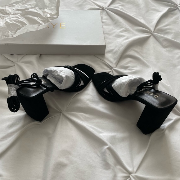 Gian Heel RAYE - Picture 8 of 13